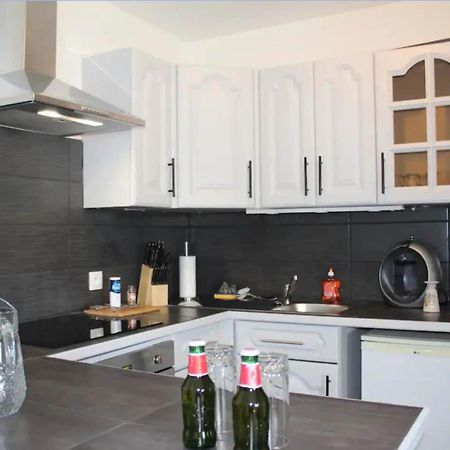 Appartement Avec Parking Gratuit Et Wifi Vierzon Extérieur photo
