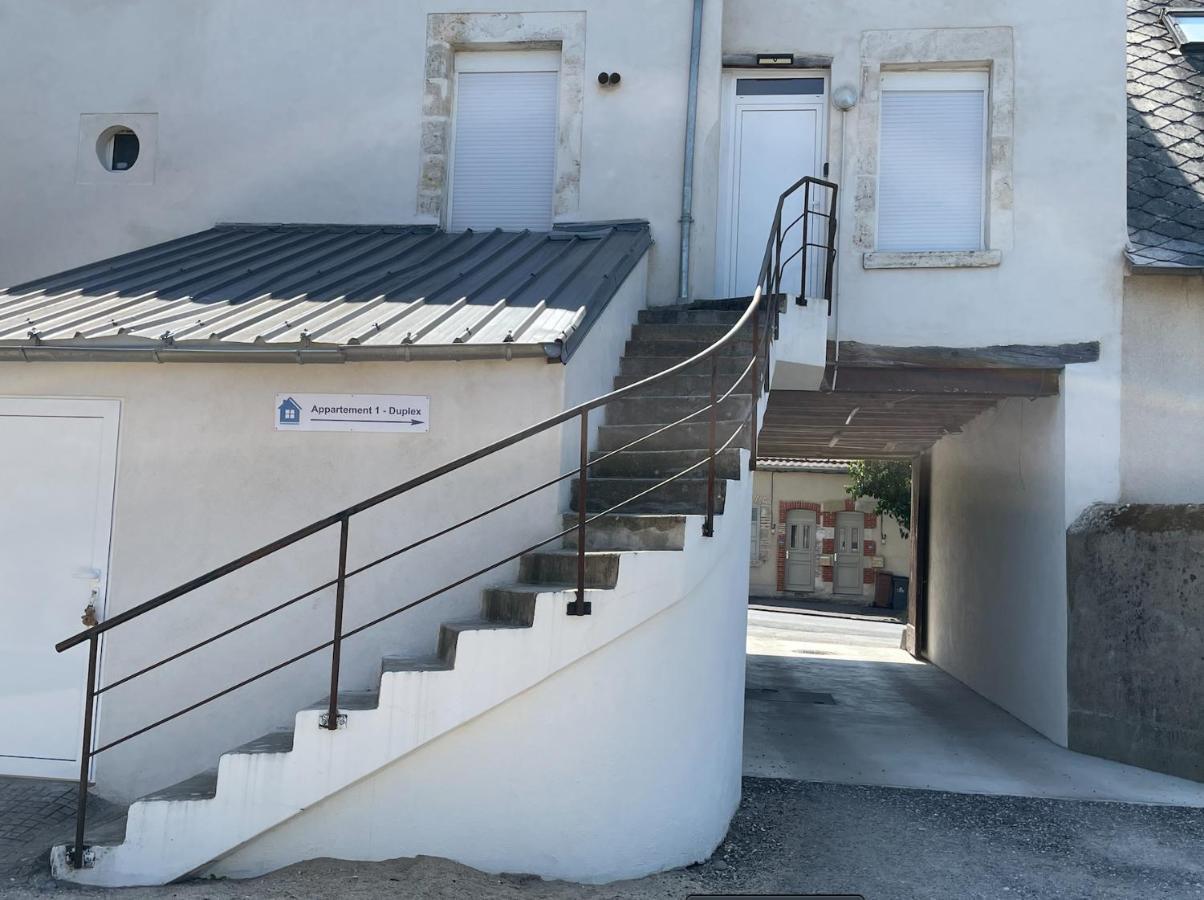 Appartement Avec Parking Gratuit Et Wifi Vierzon Extérieur photo