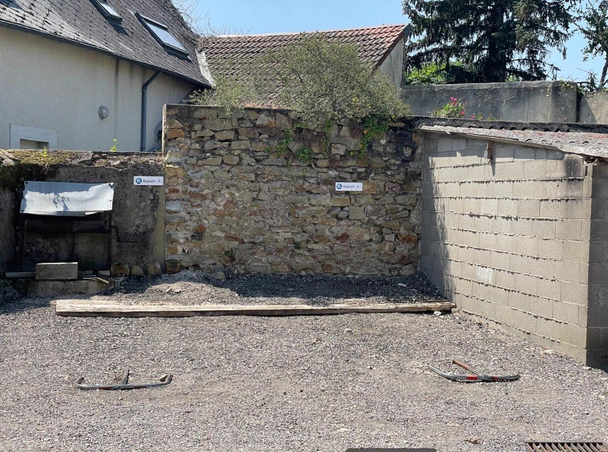 Appartement Avec Parking Gratuit Et Wifi Vierzon Extérieur photo