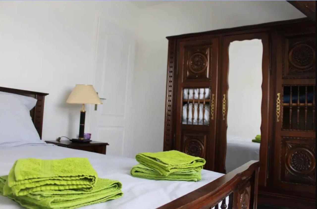 Appartement Avec Parking Gratuit Et Wifi Vierzon Extérieur photo